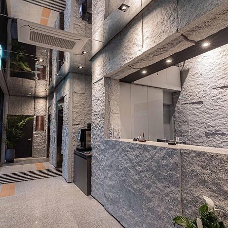 Zam101 Hotel Gimhae Экстерьер фото