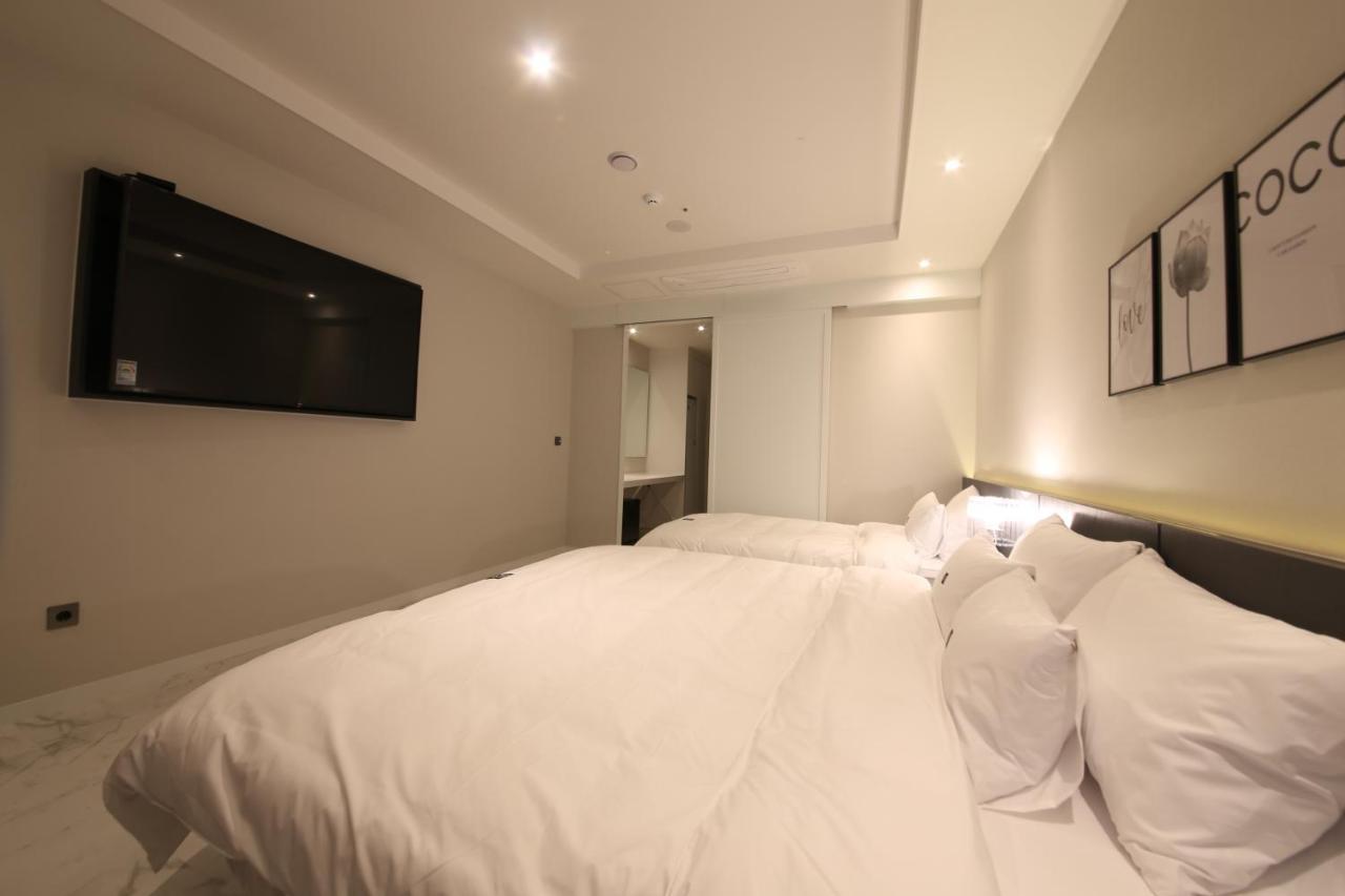 Zam101 Hotel Gimhae Экстерьер фото